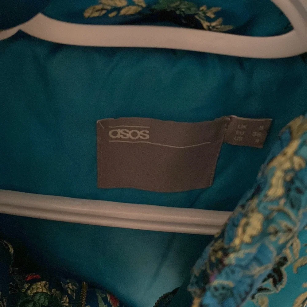 ASOS puffer jacket. - Picture 3 of 3